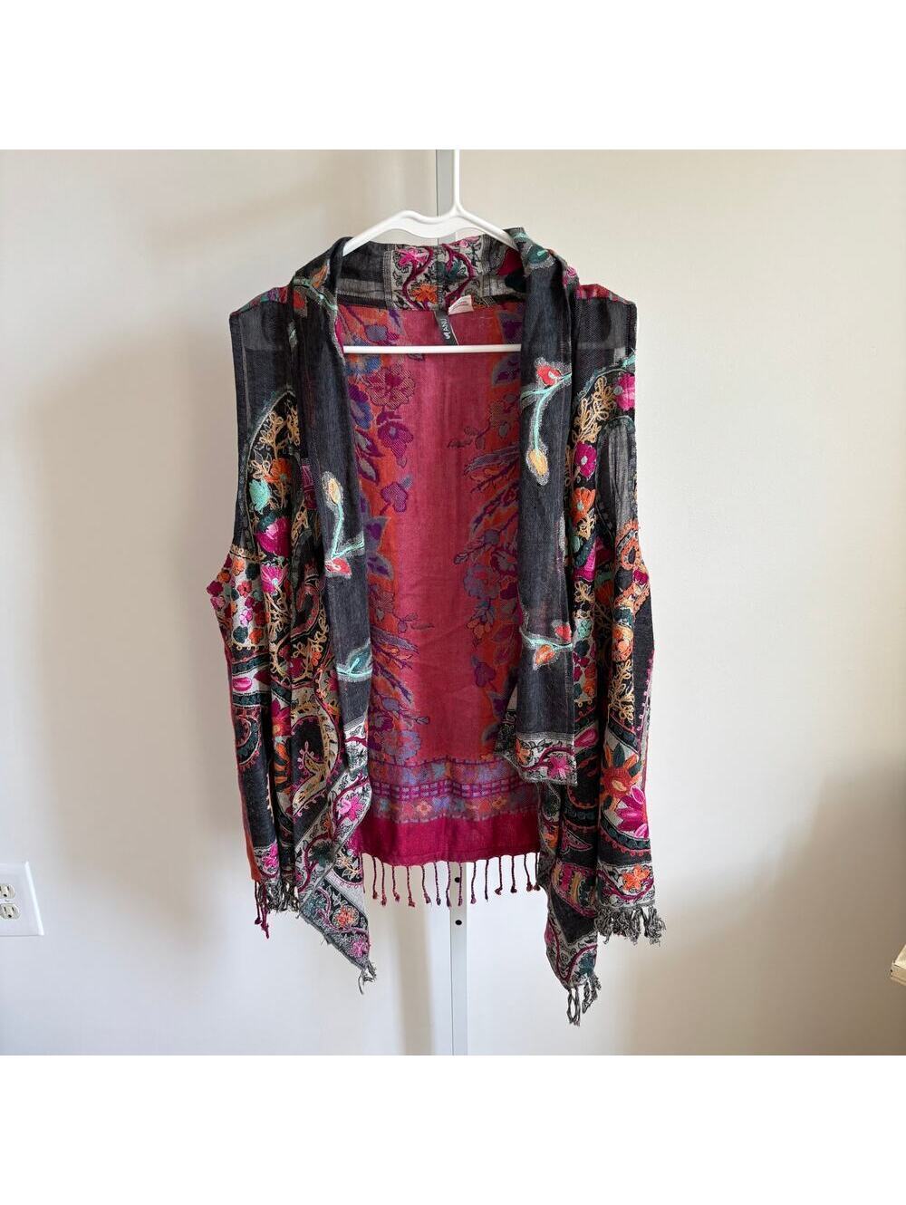 Anu NWOT Women's Bohemian Open Front Vest Vibrant Floral Size XL